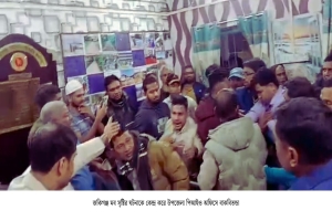 জকিগঞ্জে চেয়ারম্যানকে ‘ডেভিল’ আখ্যা দিয়ে আটক : মব জাস্টিসের অভিযোগ
