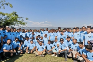 দোয়ারাবাজারের সীমান্তবর্তী চারুরটিলায় প্রাক্তন শিক্ষার্থীদের বনভোজন আয়োজন