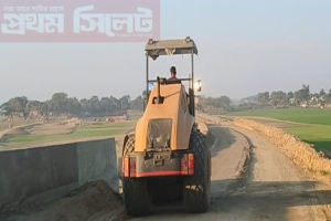 হাওরপাড়ে নতুন দিগন্ত : নির্মাণ হচ্ছে সড়ক যোগাযোগ নেটওয়ার্ক
