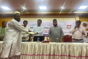হবিগঞ্জে মসজিদের ইমাম, খতিব ও মুয়াজ্জিনদের মাঝে সম্মানী ভাতা বিতরণ