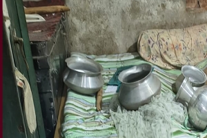 শাল্লায় দিনদুপুরে বাড়িতে হামলাসহ লুটপাটের অভিযোগ