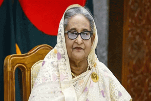 শেখ হাসিনাসহ ৩০ জনকে আত্মসমর্পণে পত্রিকায় বিজ্ঞপ্তির নির্দেশ