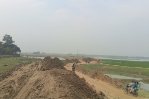 সুনামগঞ্জে হাওর রক্ষা বাঁধে ধীরগতি ও অনিয়ম: উৎকণ্ঠায় লাখো কৃষক