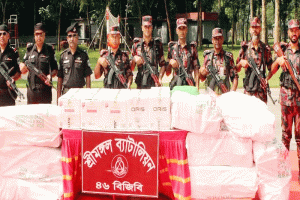 শ্রীমঙ্গলে ৩ কোটি টাকার ভারতীয় শাড়ি-কসমেটিকস আটক
