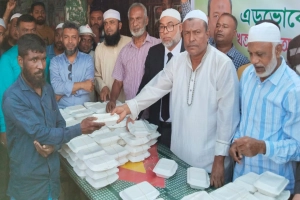 খালেদা জিয়ার রোগমুক্তি কামনায় সুনামগঞ্জে দোয়া মাহফিল ও খাবার বিতরণ