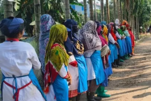 সুনামগঞ্জে ২৫ দিন ধরে চলা আন্দোলন শেষে শ্রমিকেরা কর্মস্থলে ফিরেছেন