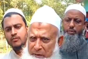 নিজ কেন্দ্রে ভোট দিয়ে ভোটারদের ভোট দিতে আহ্বান উবায়দুল্লাহ ফারুকী'র