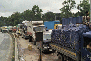 ঢাকা-সিলেট মহাসড়কে ২০ কিলোমিটার যানজট